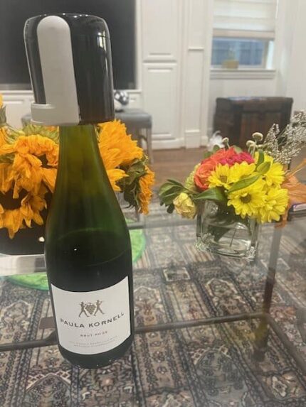 How Coravin Sparkling Keeps Champagne and Prosecco Fizzy for Weeks